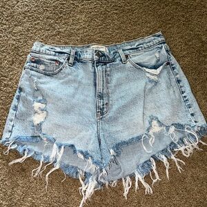 Abercrombie & Fitch Curve Love High Rise Mom Short